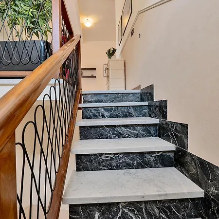 Crispi In Apartman Lido di Camaiore