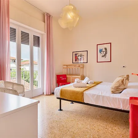 Apartman Crispi In Lido di Camaiore