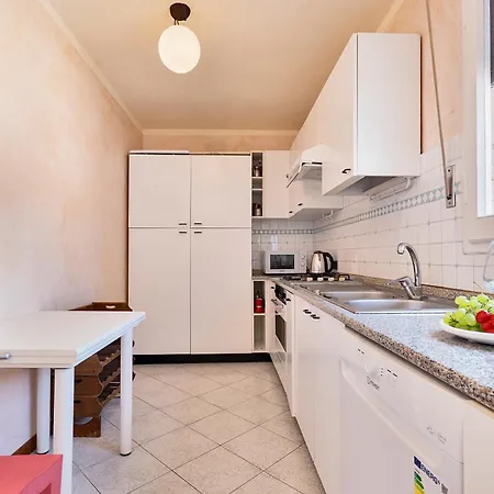 Crispi In Apartman Lido di Camaiore