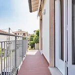 Golden Luxe - Crispi In شقة